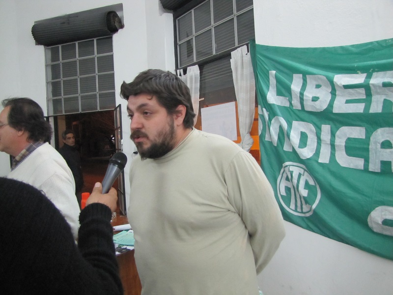 El secretario de Organización Alejandro Charra