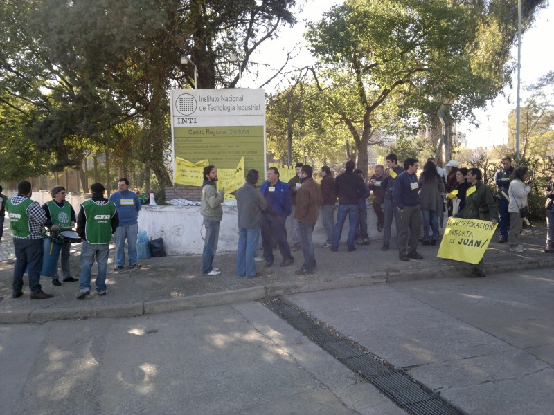 pag 24-25_INTI_popurri