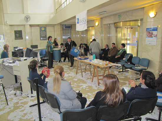 anses - protesta dentro sede