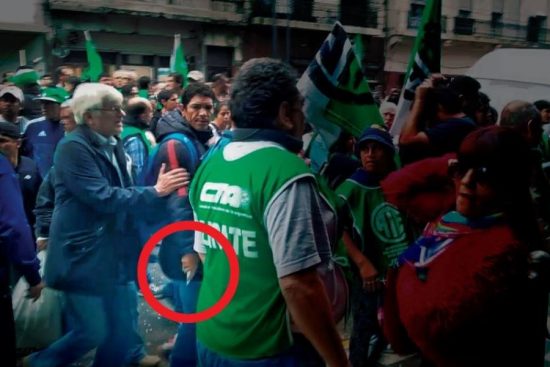 23992225587bd7795eaf43d6dcff7af9_m